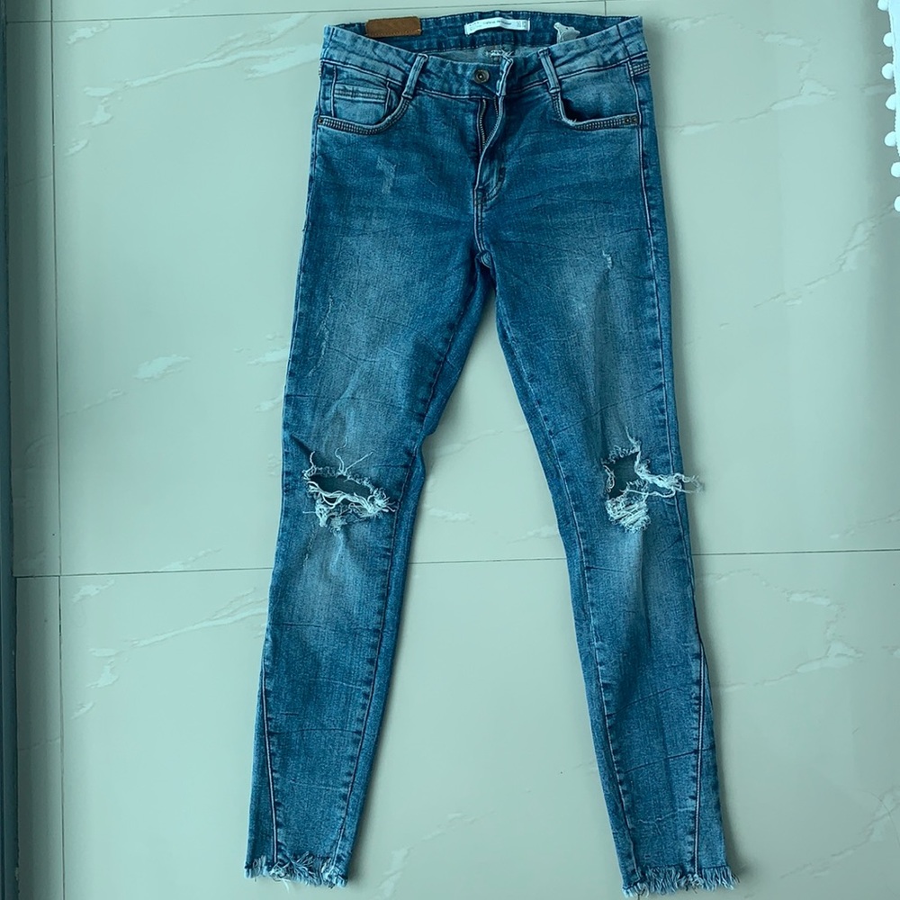 Zara blue, distressed Jeans. Size 6